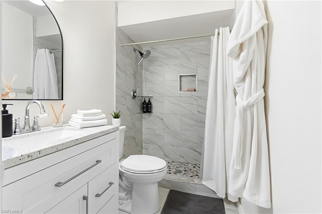 1031 SE 8th Ter , Unit 2H, Cape Coral, FL 33990 Photo