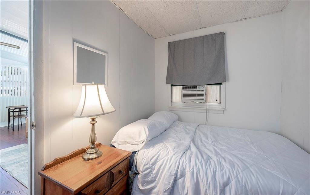 271 Caravan Cir, North Fort Myers, FL 33903 Photo