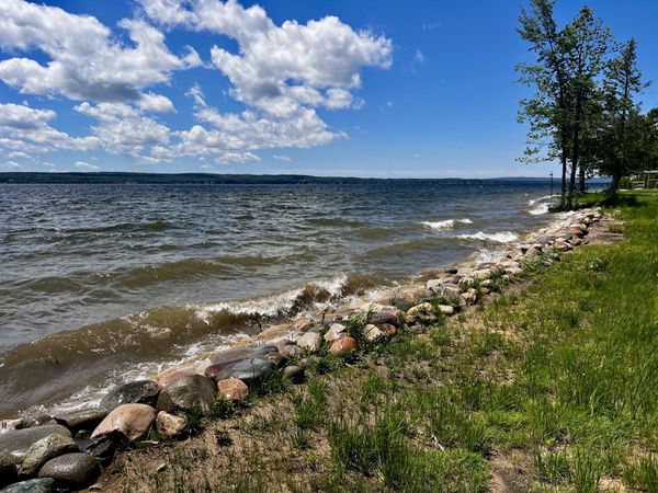 1840 Mac-A-Vista Drive, Indian River, MI 49749