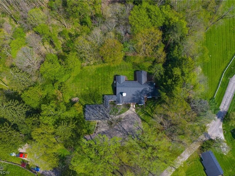7430 Foxboro Road, Gates Mills, OH 44040 Photo 46