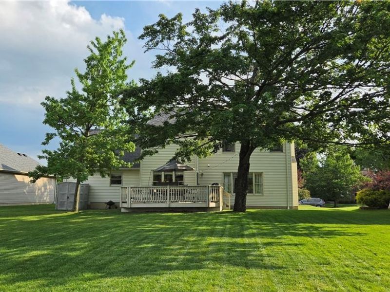 19694 Summer Place Drive, Strongsville, OH 44136 Photo 10