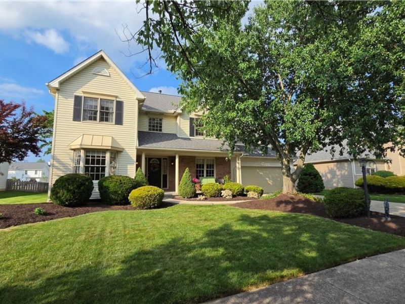 19694 Summer Place Drive, Strongsville, OH 44136 Photo 2