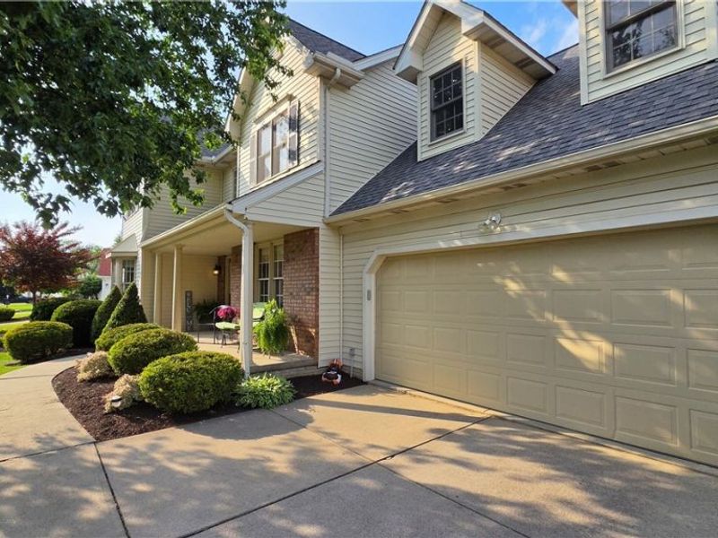 19694 Summer Place Drive, Strongsville, OH 44136 Photo 5