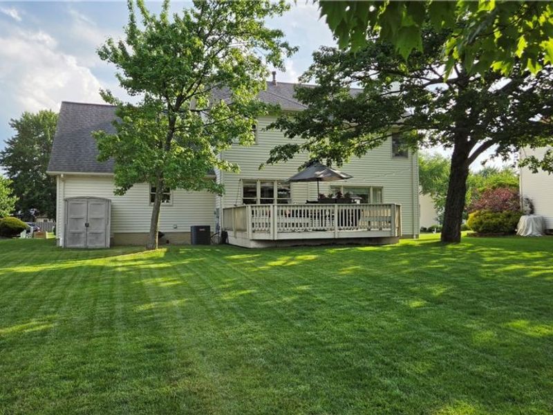 19694 Summer Place Drive, Strongsville, OH 44136 Photo 9