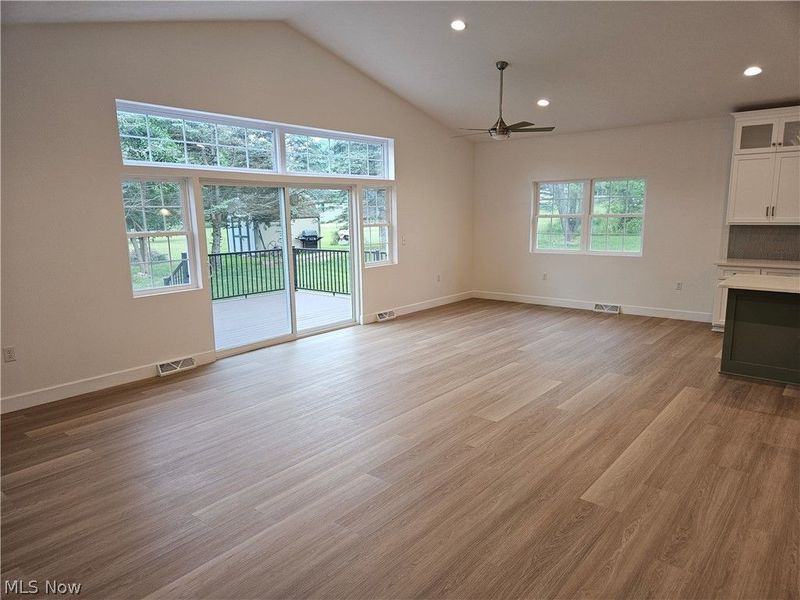 15066 Monroe Mills Road, Mount Vernon, OH 43050 Photo 7
