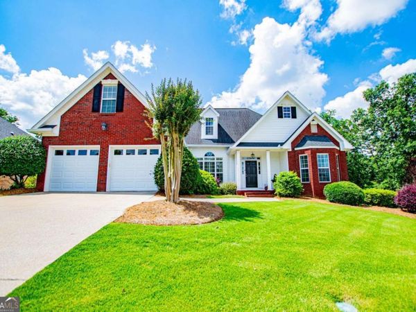 106 Emily Court, Carrollton, GA 30117