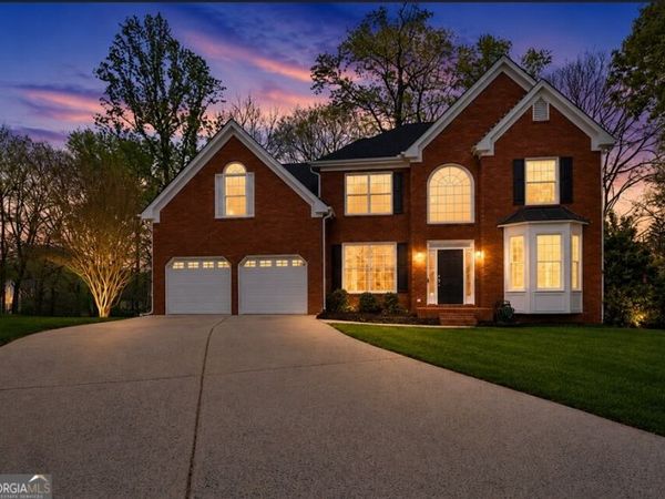 1826 Lone Oak Court, Lawrenceville, GA 30043