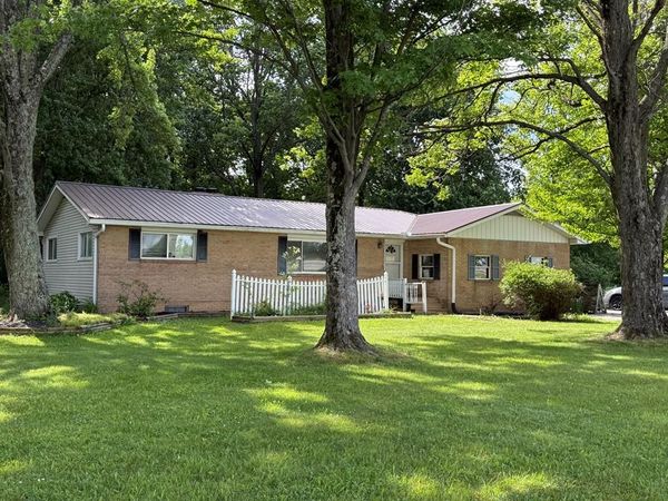 1675 St Route 61, Galion, OH 44833