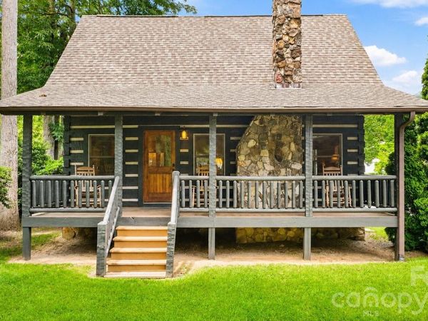 18 Rachels Circle, Maggie Valley, NC 28751