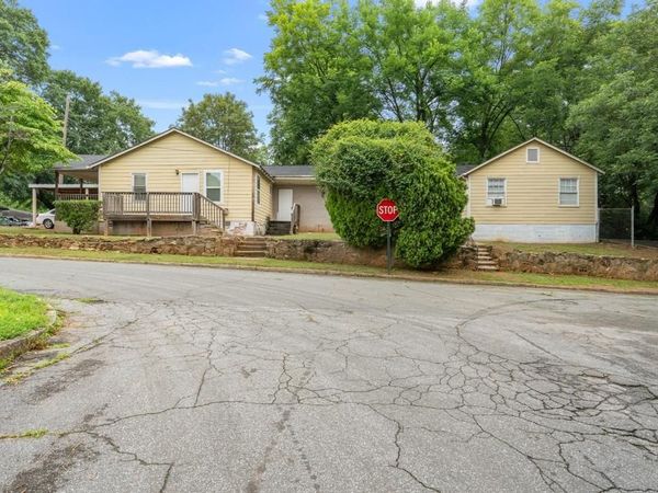 1318 Eason Street NW, Atlanta, GA 30314