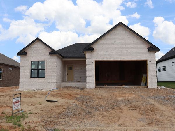 221 Harvest Moon Dr, Clarksville, TN 37043