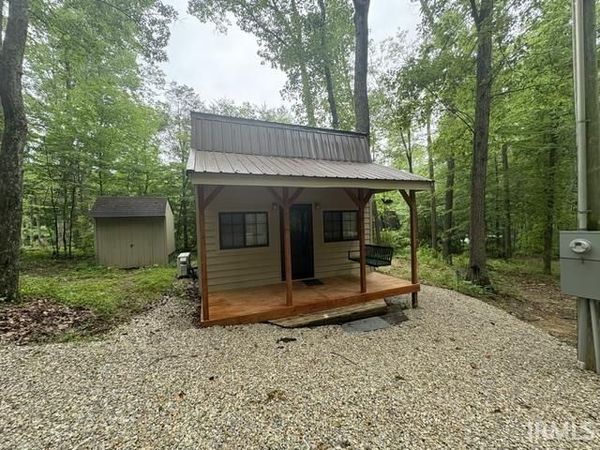 5819 S Wild Chestnut Street, Paoli, IN 47454