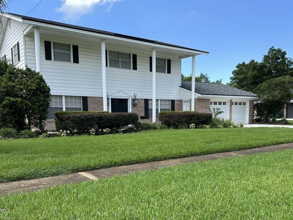 1174 JAMAICA Road W, Jacksonville, FL 32216