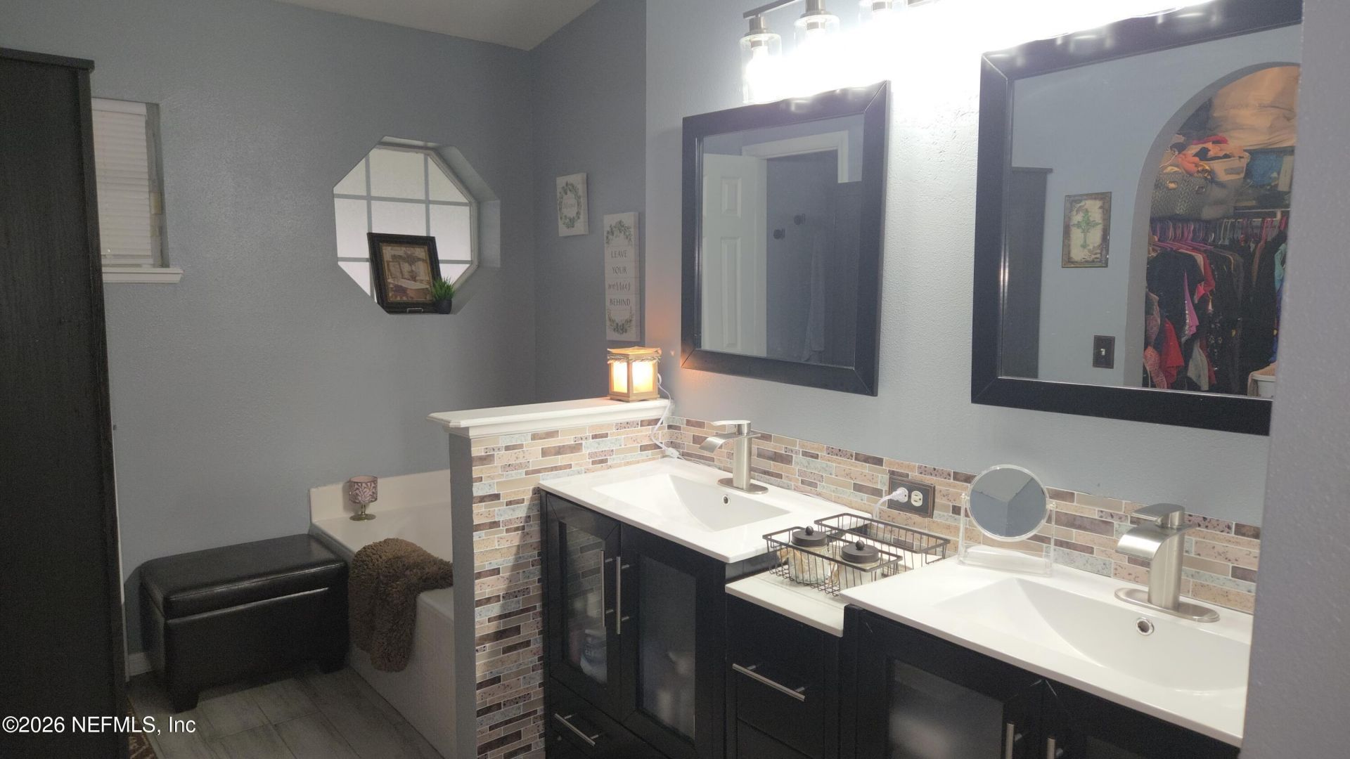1663 E Jayhawk Lane E, Jacksonville, FL 32221 Photo