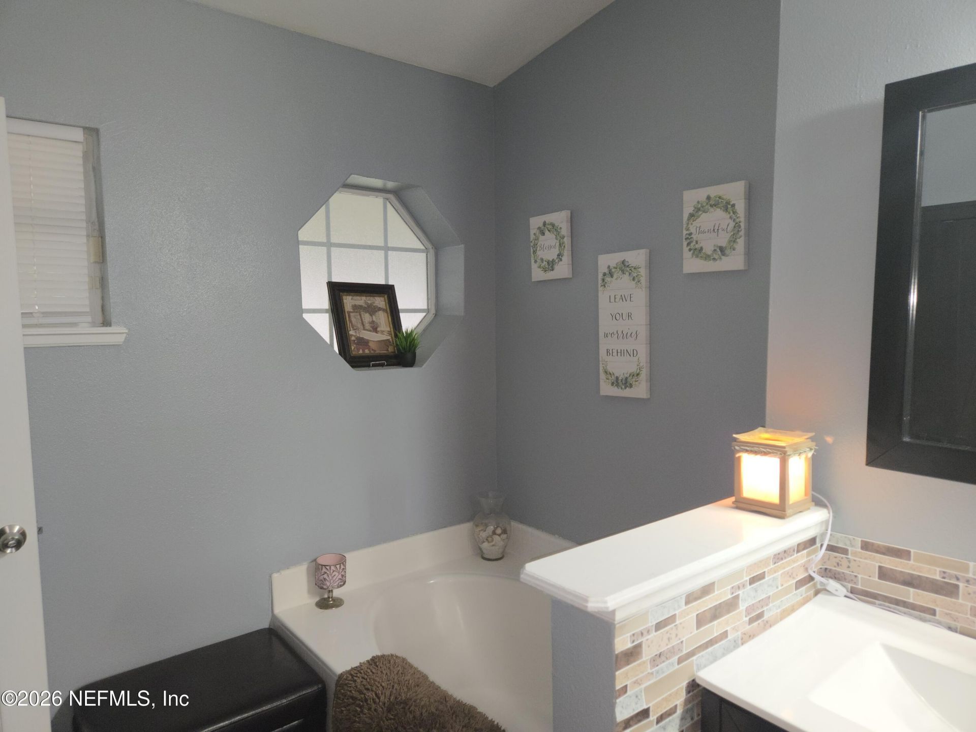1663 E Jayhawk Lane E, Jacksonville, FL 32221 Photo