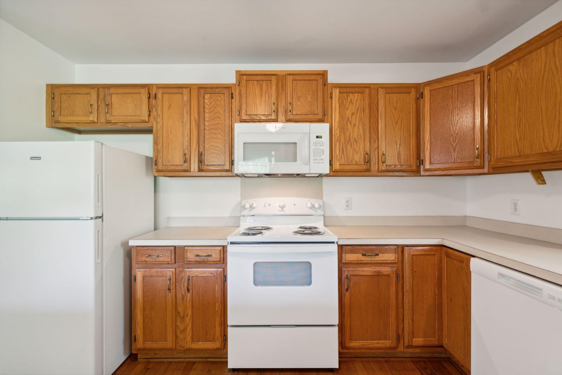 2250 Atlantic Avenue Photo 12