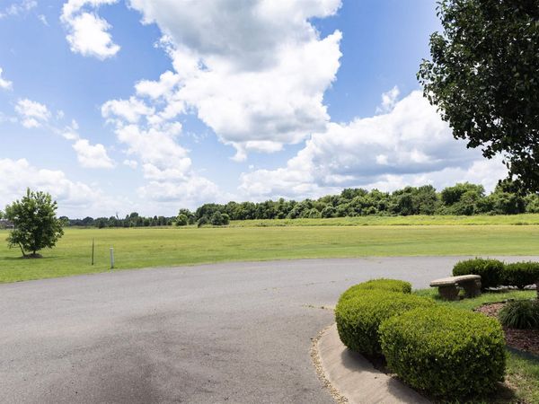19 Preakness Cove, North Little Rock, AR 72142