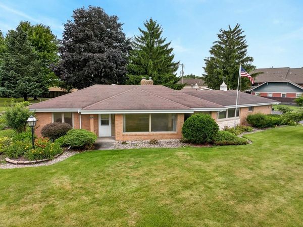 302 S Franklin Street, Verona, WI 53593