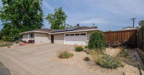 5249 Adelaide Way, Carmichael, CA 95608 Photo