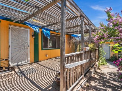3117 Judah St, Sacramento, CA 95815 Photo