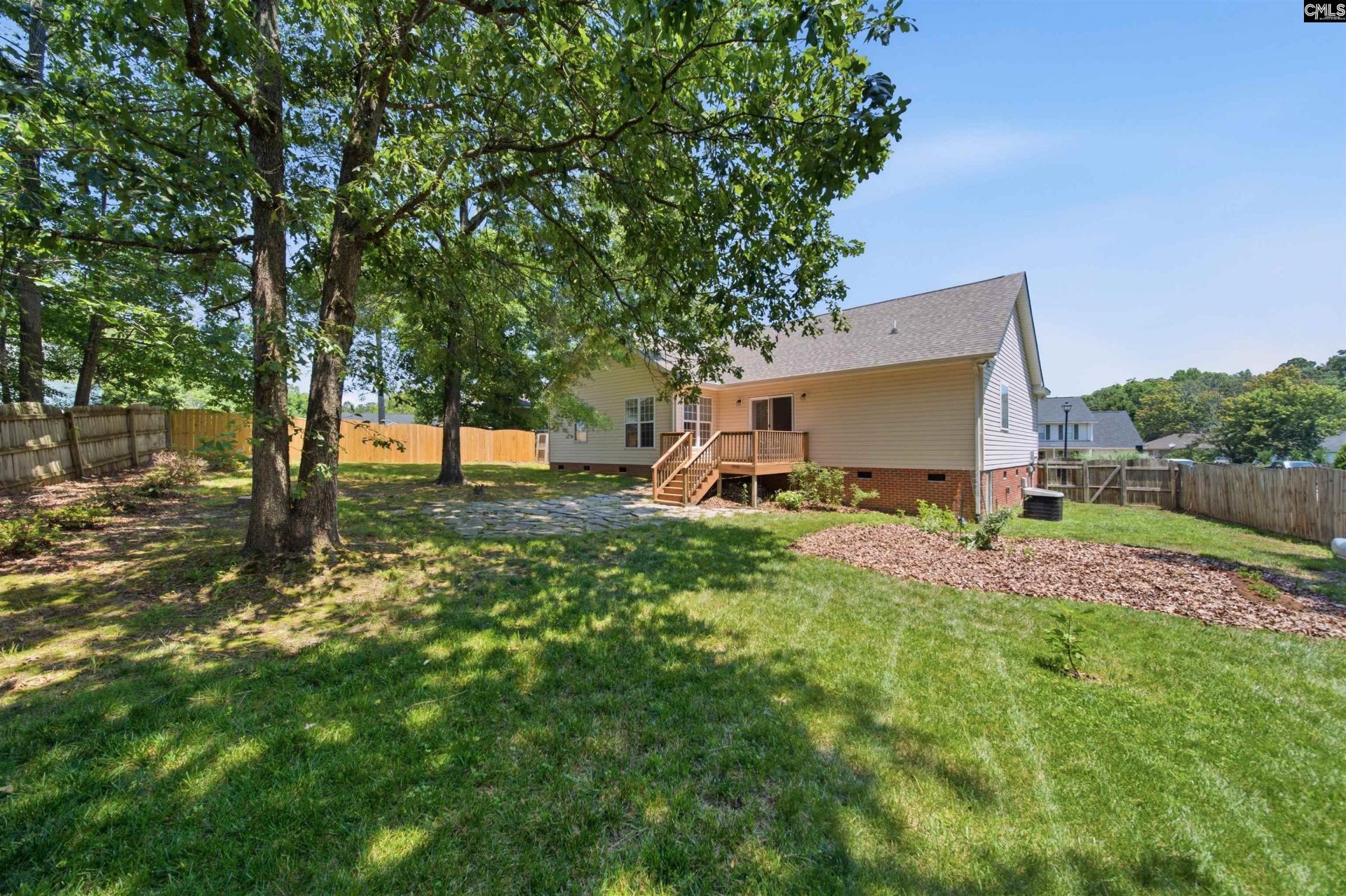 109 Kerry Gibbons Drive Photo 22