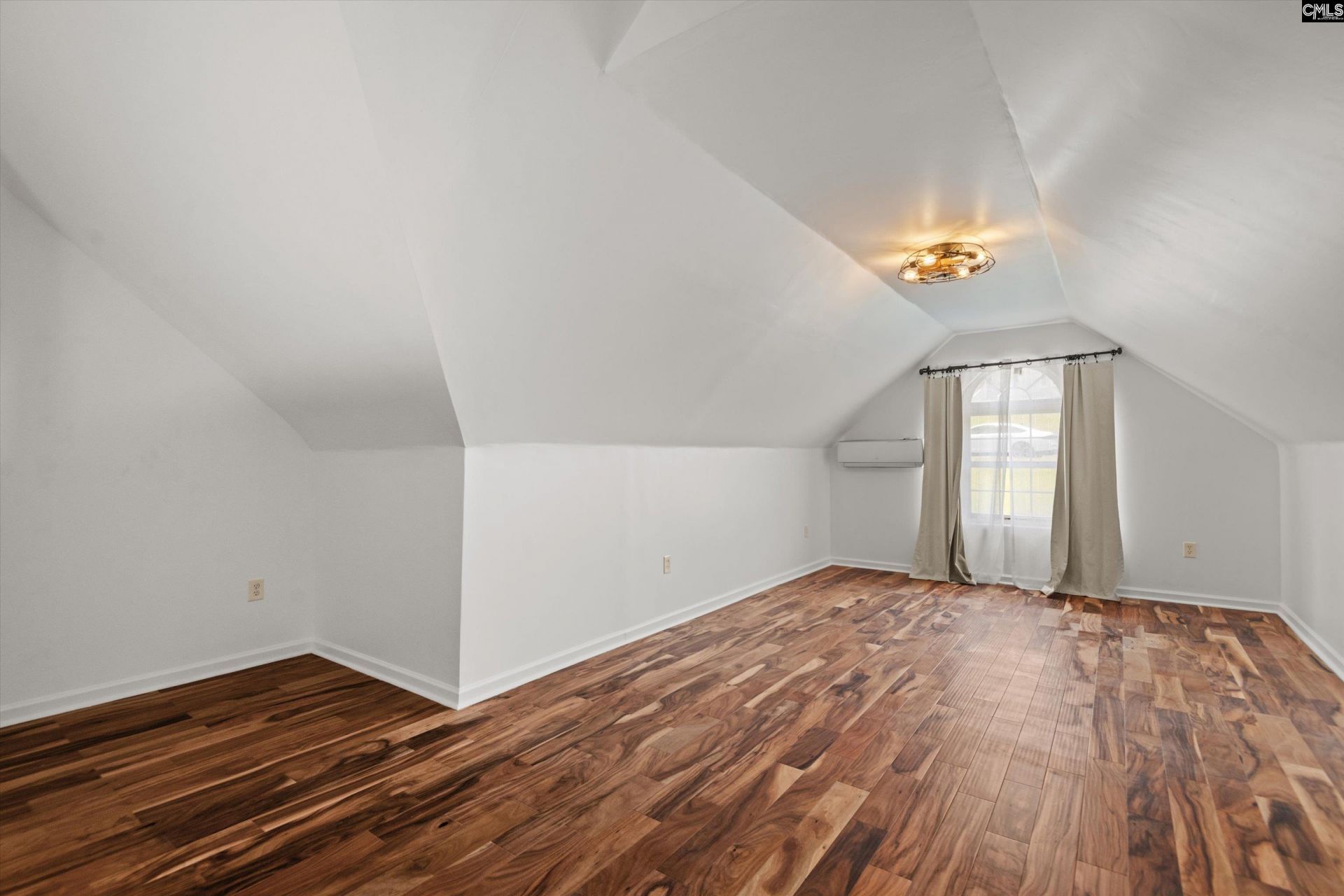 156 Crown Point Road  Photo 27