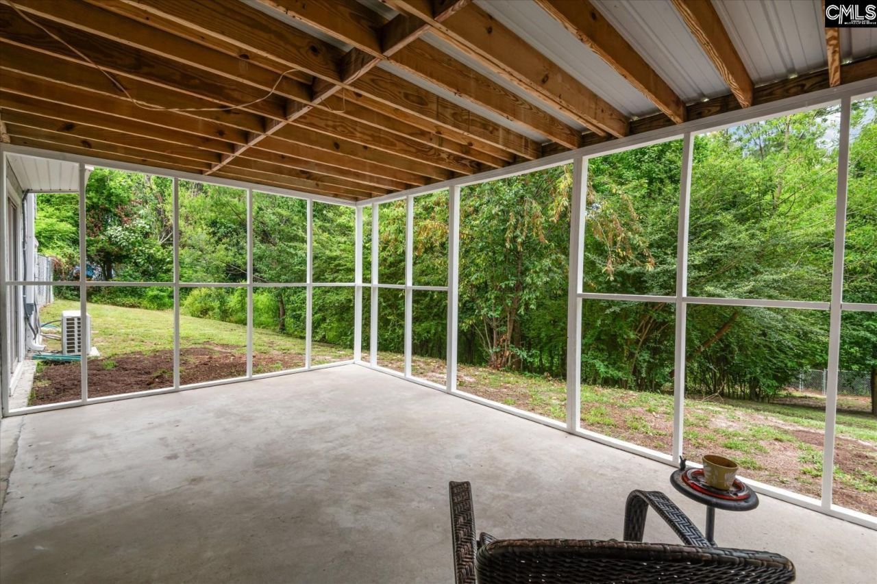 156 Crown Point Road  Photo 38