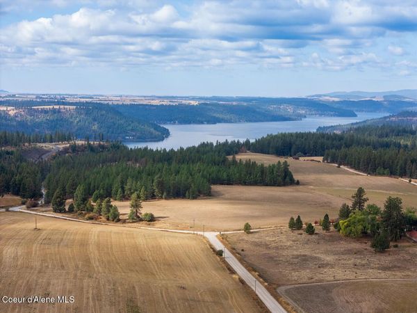 E Van Dusen Rd, Harrison, ID 83833