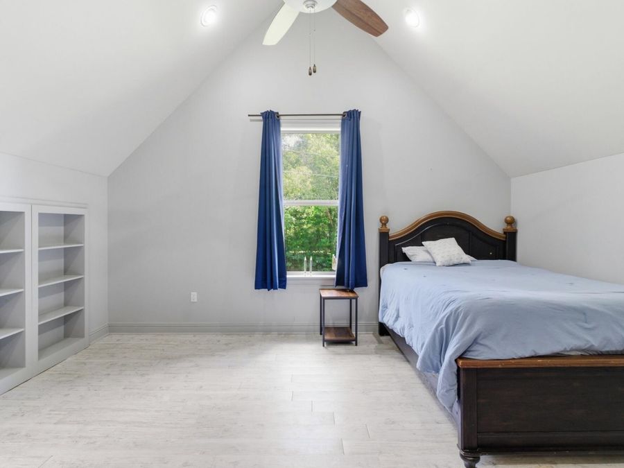 Property Image 62
