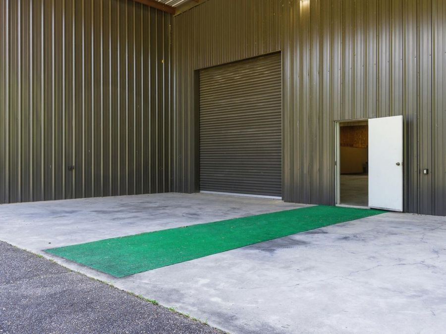 Property Image 100