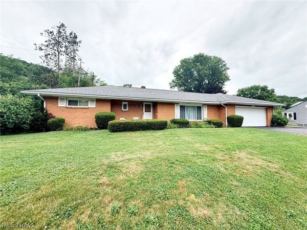 6291 Veterans Blvd, Chester, WV 26034