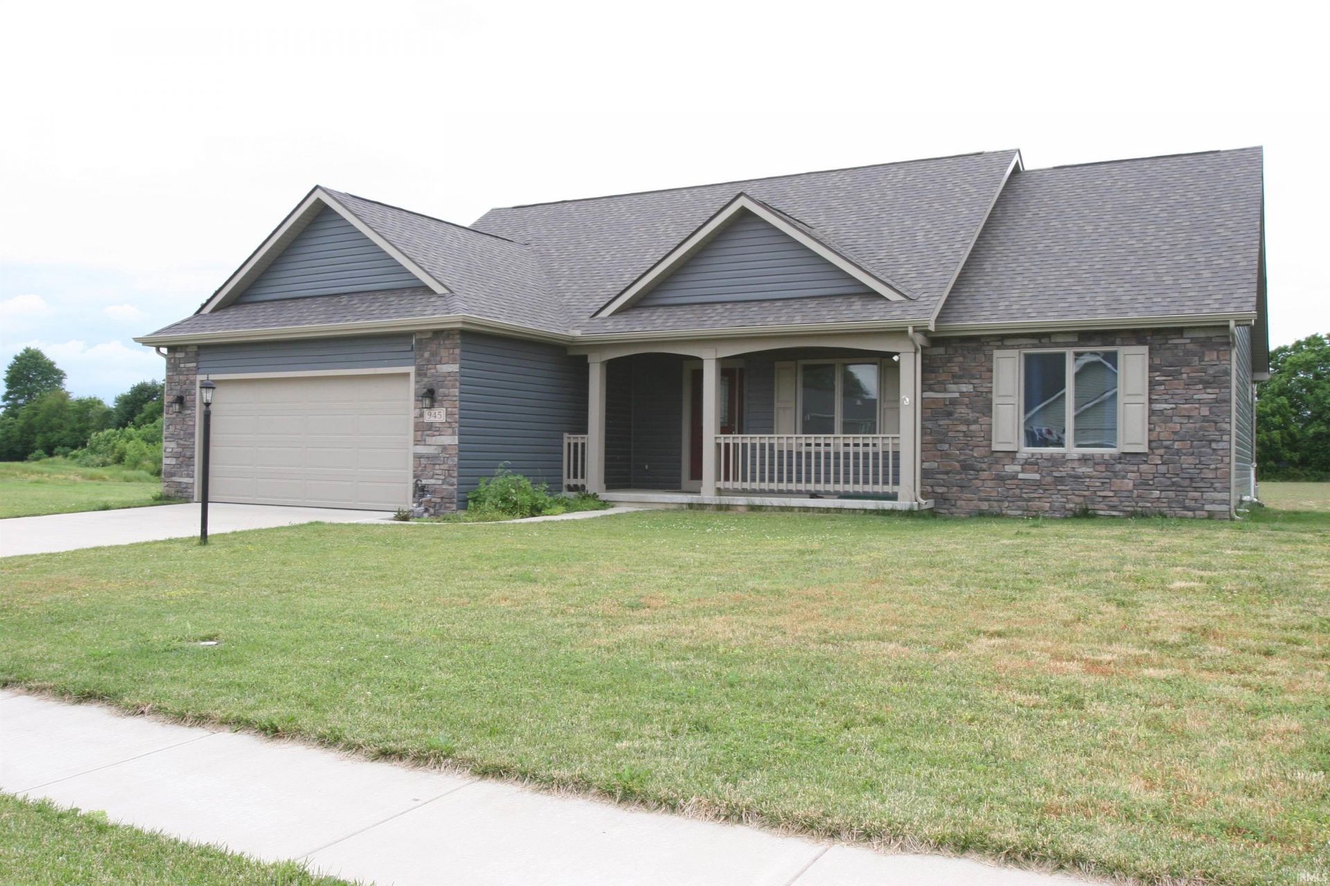 945 Sunrise Drive, Bremen, IN 46506 Main Photo
