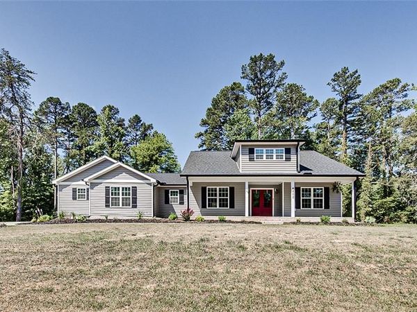 4800 Edinborough Road, Greensboro, NC 27406