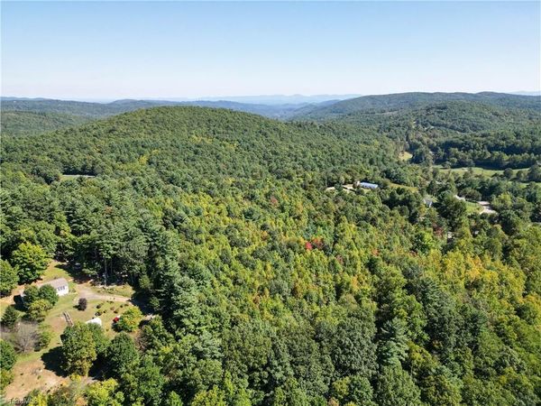 00 Orchard Road , Deep Gap, NC 28618