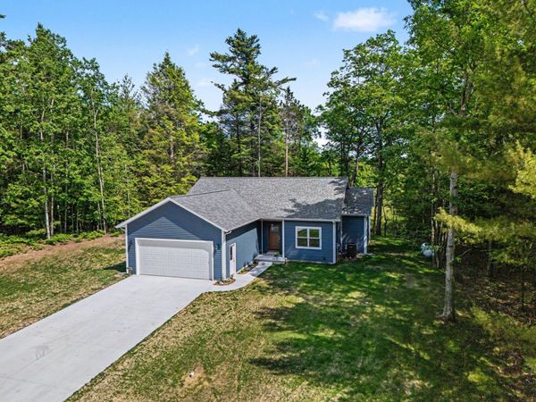 4410 N Pine Avenue, Mears, MI 49436