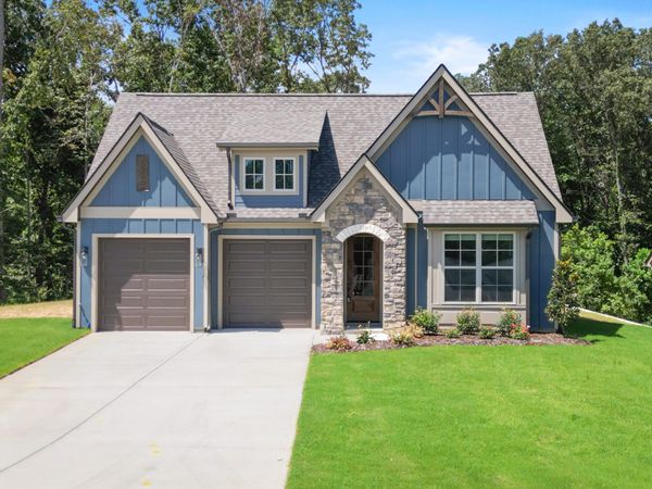 366 Fernshade Lane, Hixson, TN 37343