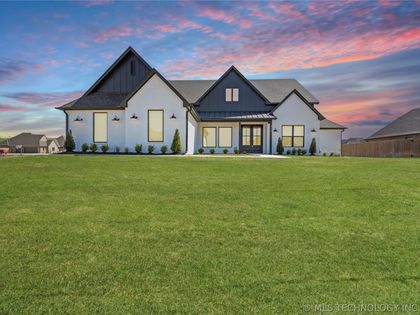 4724 E 177th Place Bixby, OK 74008