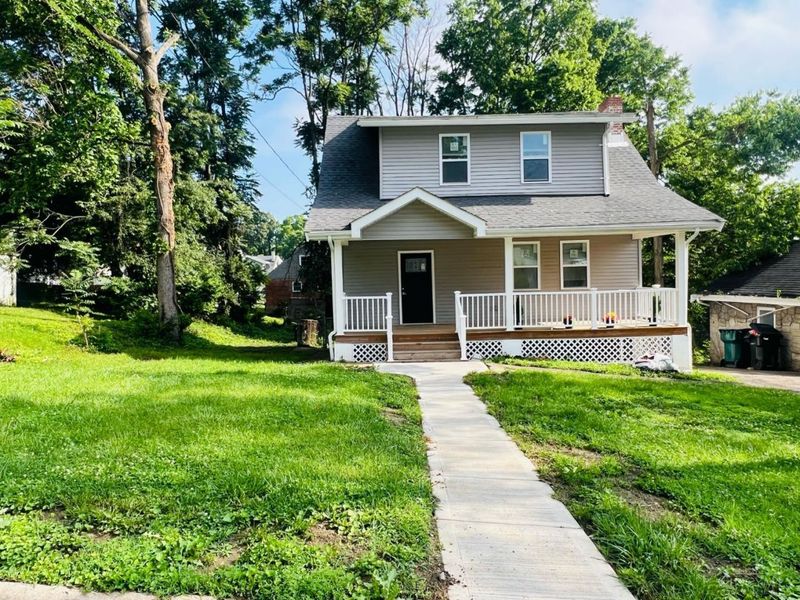 10 Clinton Springs Lane, Cincinnati, OH 45217 Photo 2