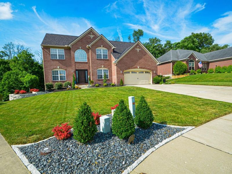 5945 Brierly Ridge Drive, Green Township, OH 45247 Photo 6