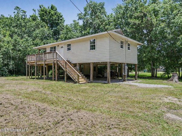 11052 Wilson Street, Bay Saint Louis, MS 39520