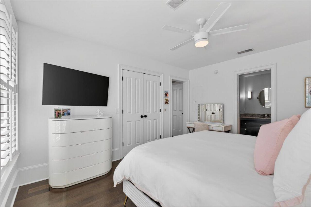 69 Morris Street Photo 17