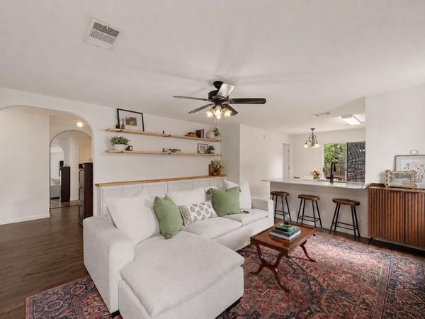 206 Millook HVN , Hutto, TX 78634