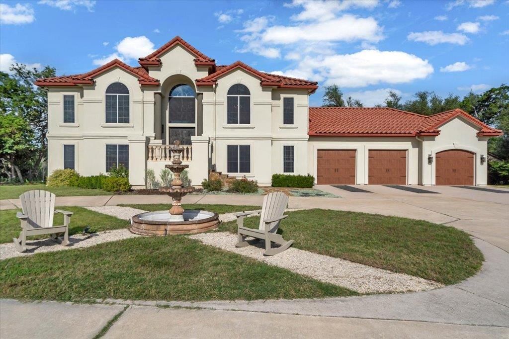 5201 Great Divide Dr, Bee Cave, TX 78738 Main Photo