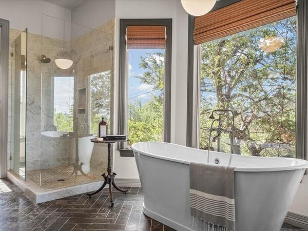 5201 Great Divide DR, Bee Cave, TX 78738