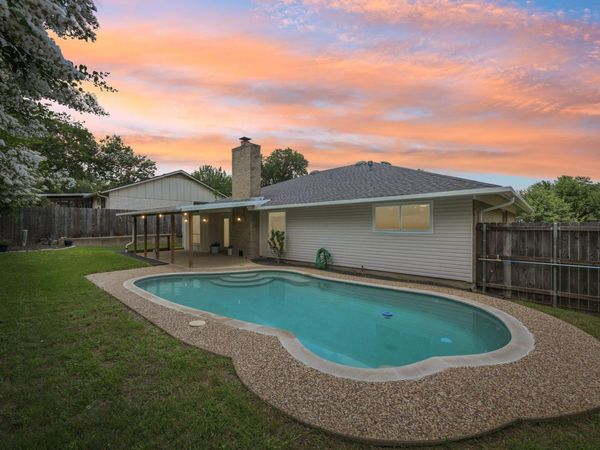 2717 Charlesworth DR , Austin, TX 78745
