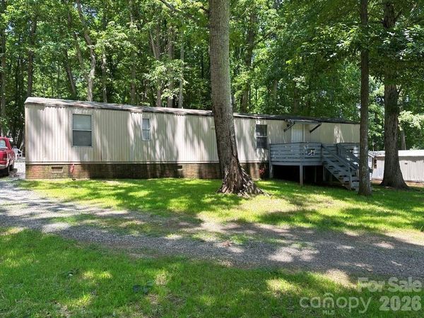 225 Starlight Drive , Lincolnton, NC 28092