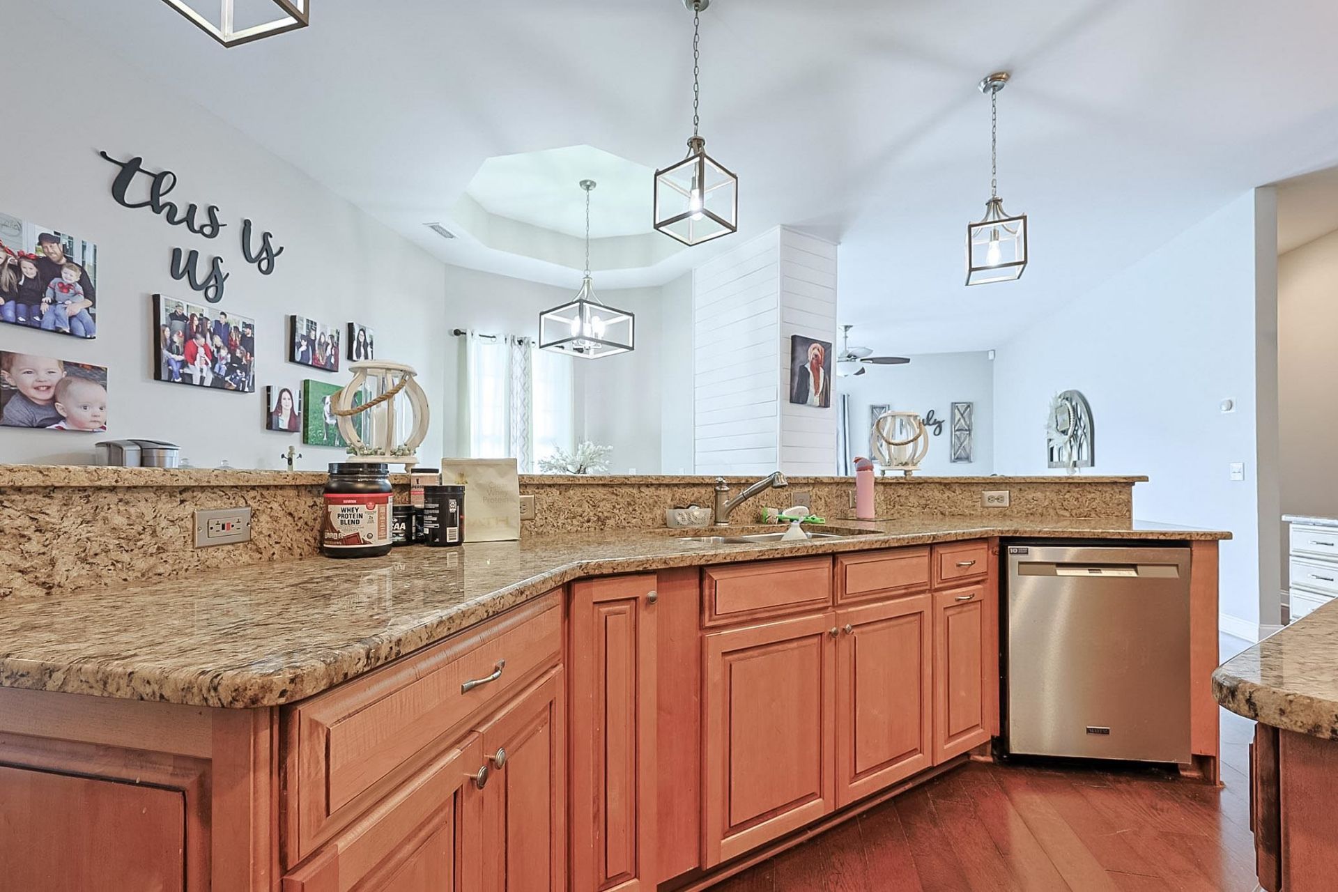 2090 Deerfield Ave.  Photo 11