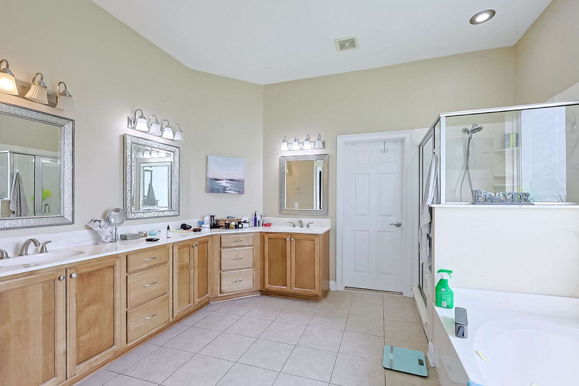 2090 Deerfield Ave.  Photo 18