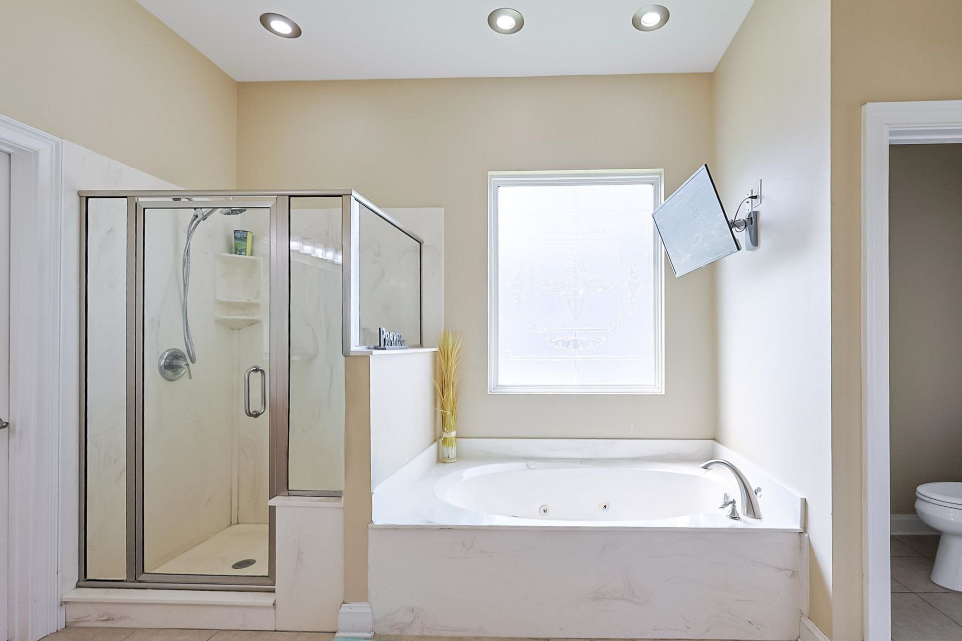 2090 Deerfield Ave.  Photo 19