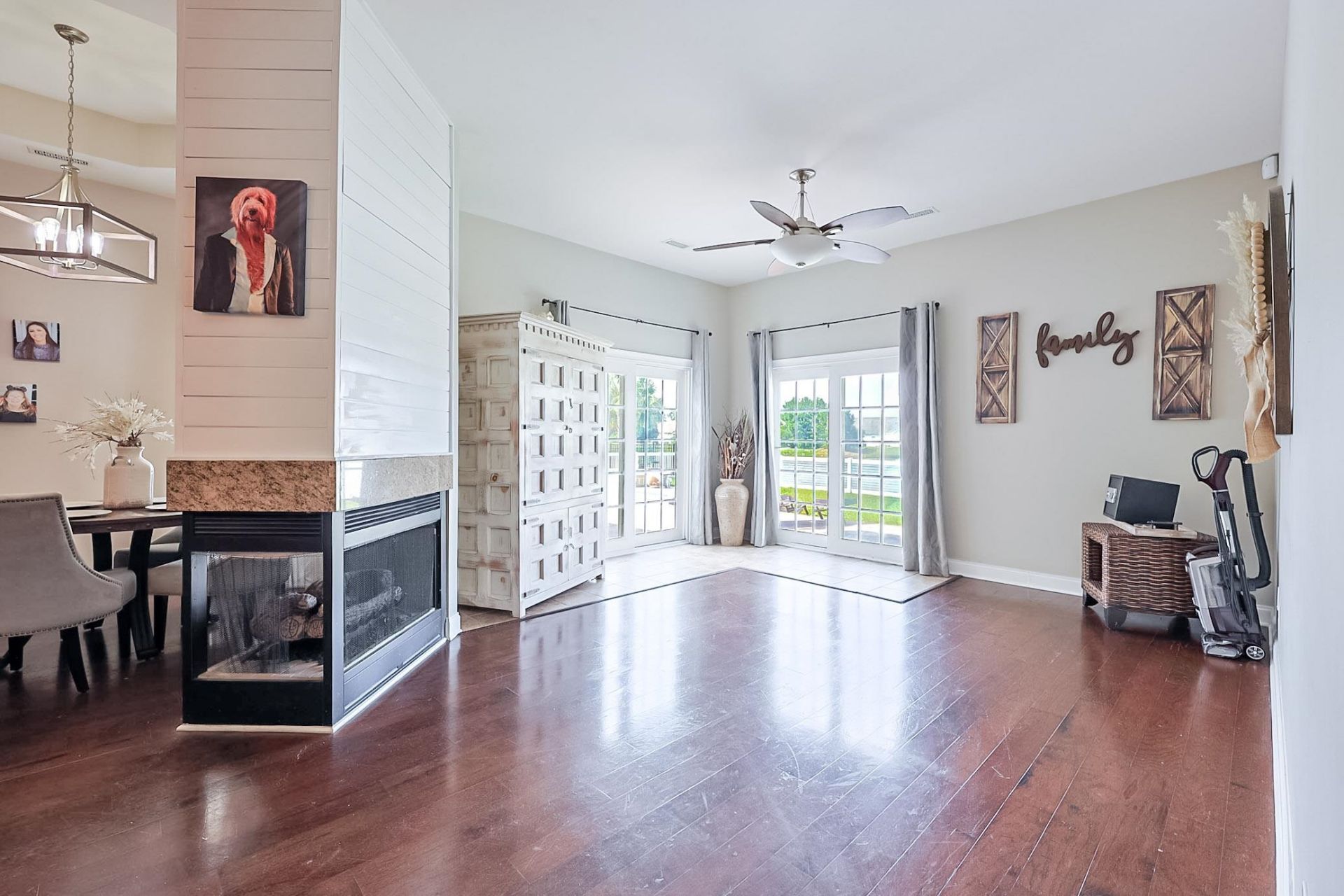 2090 Deerfield Ave.  Photo 22
